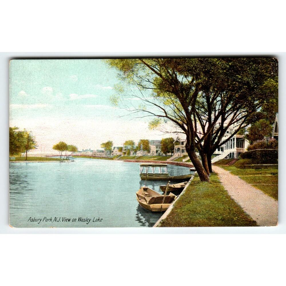 Vintage Postcard Asbury Park N.J. View on Wesley Lake Boats Houses Unused